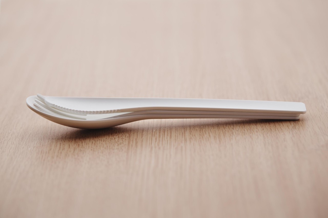 sup-fork-and-spoon Single-use plastics in food service