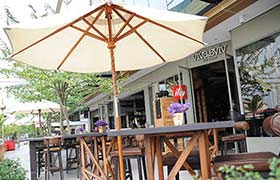 Viva Aviv Bangkok, Riverside Restaurant Bangkok