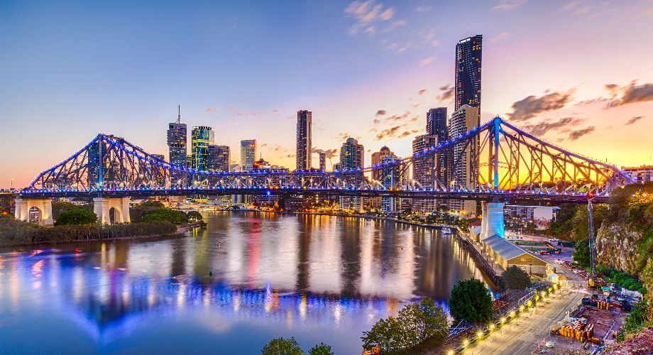 Brisbane’s Storey Bridge with skyscrapers beyond