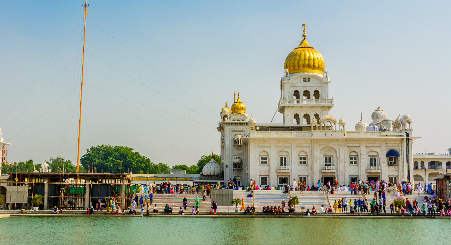 People on the steps of the Gurudwara Bangla Sahib Sikh temple in Delhi, India