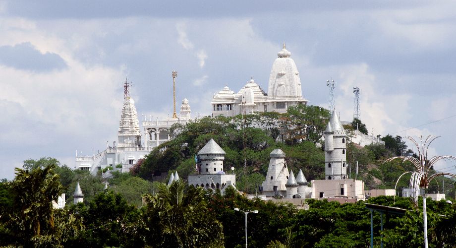 The white marble Birla Mandir Temple on Kalapahad Mountain