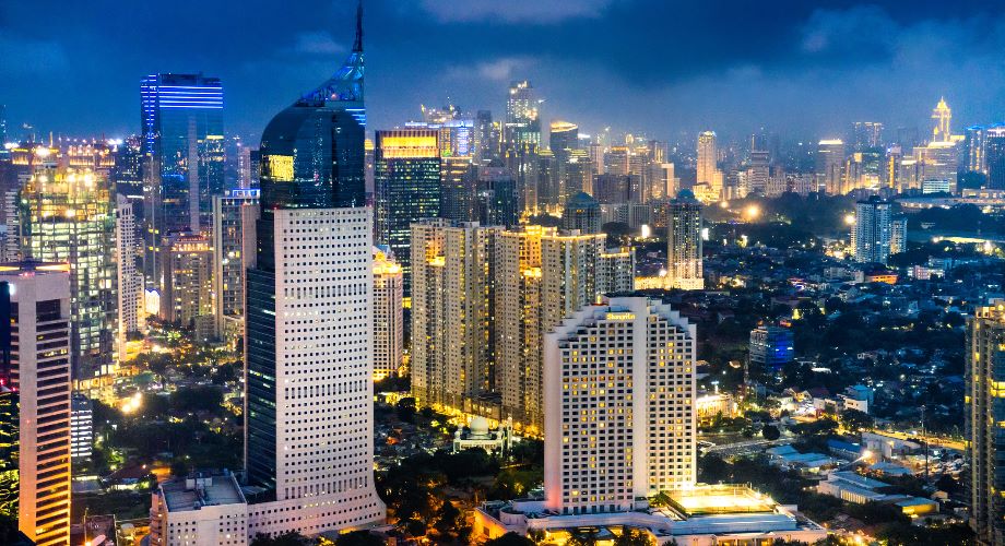 places to visit in jakarta at night