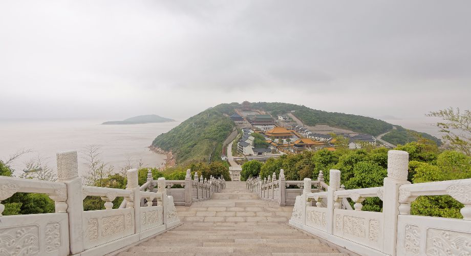 Bridge with view of Mount Putuo near Ningbo