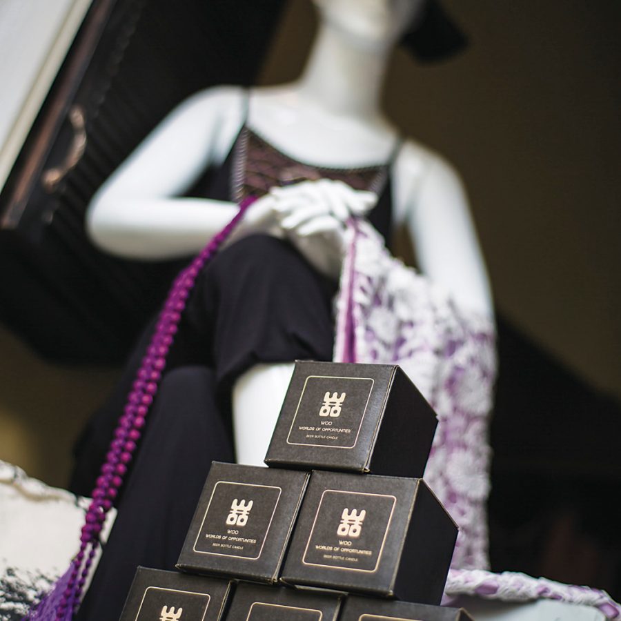 Mannequin and gift boxes. Credit: Etienne Bossot 