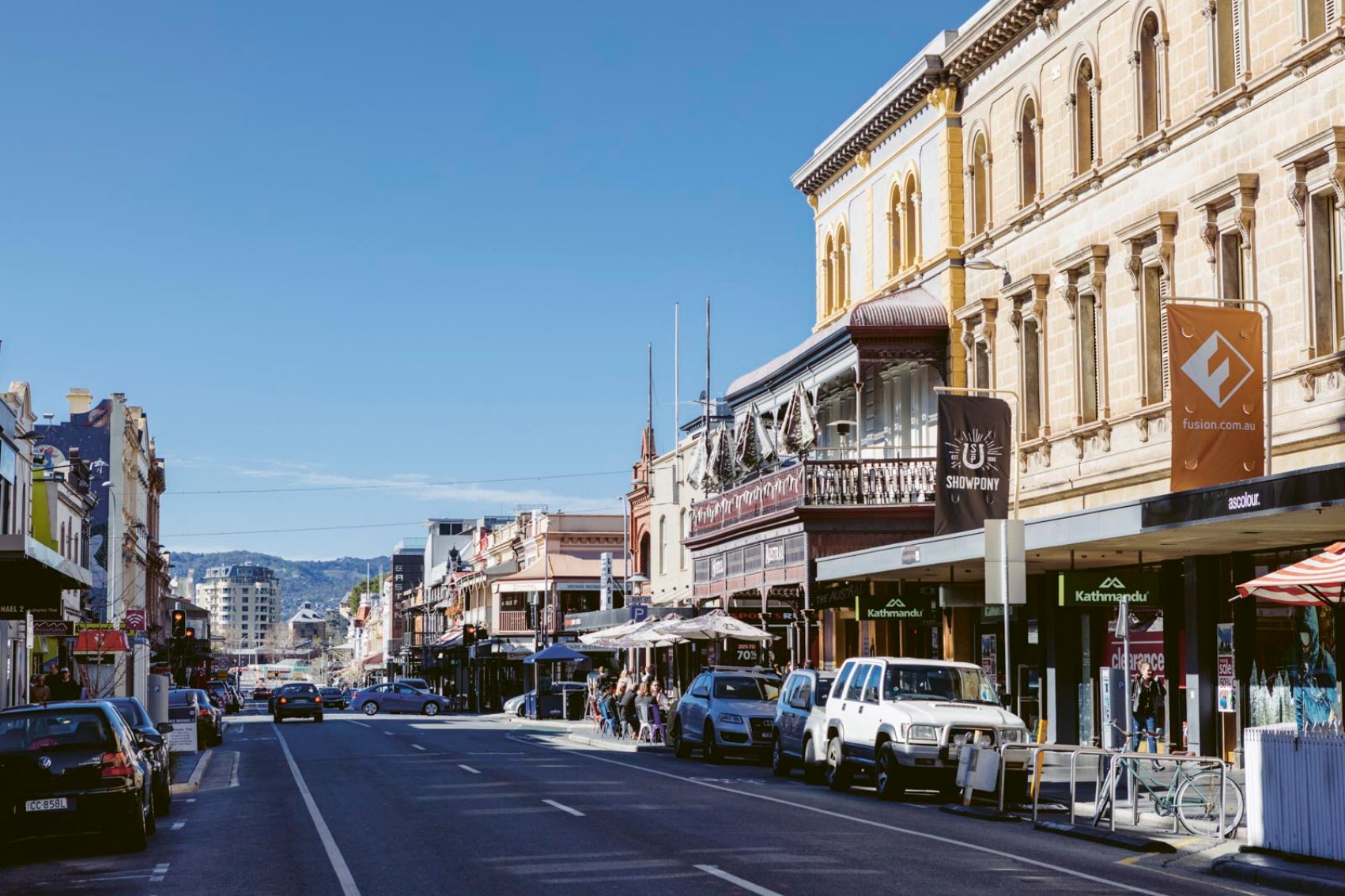 Rundle Street facing hills