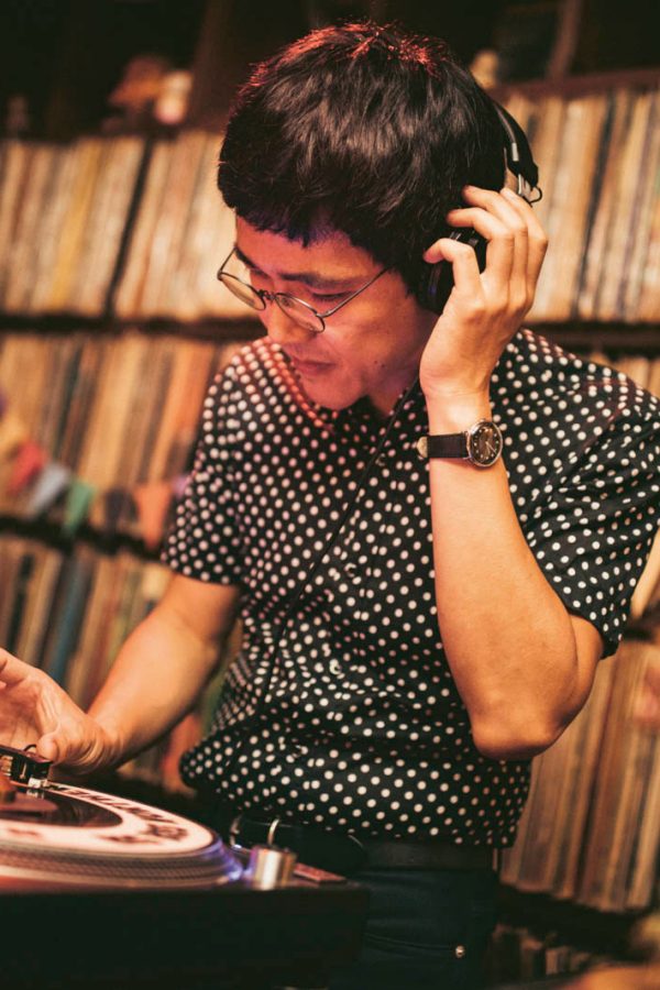 Dj spinning decks - northern soul. Credit: Aaron Joel Santos