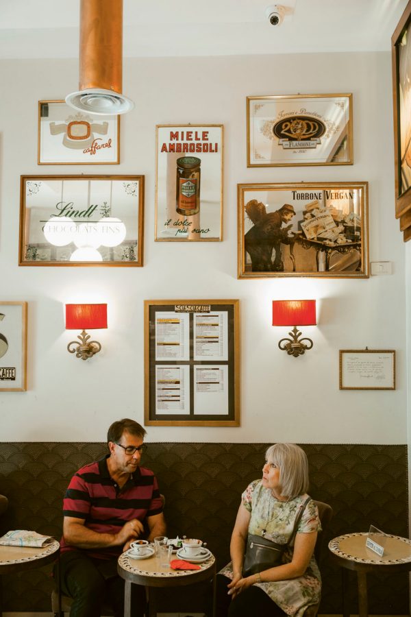 Couple sitting in cafe. Credit: Ulrich Sperl