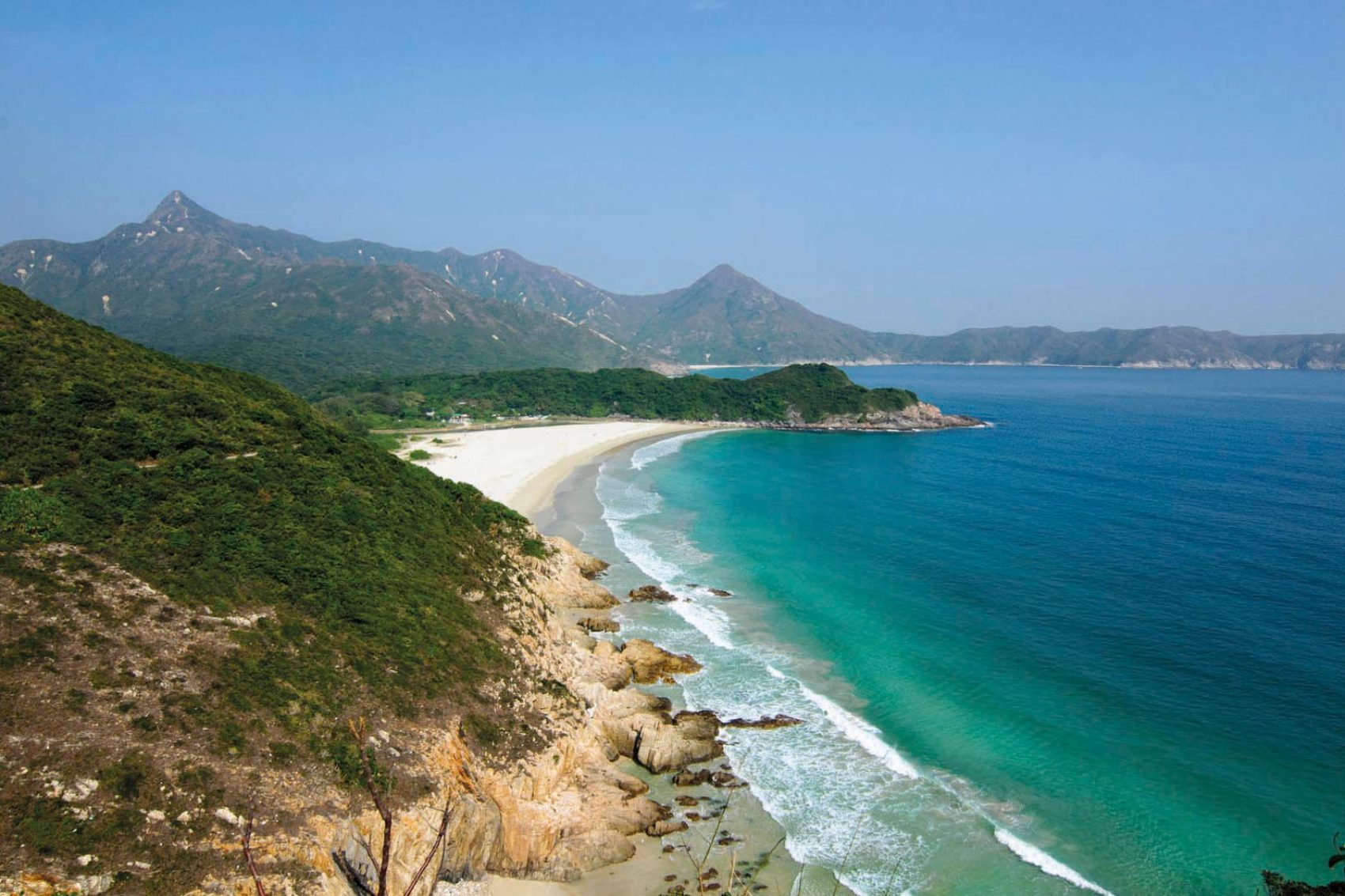 Ham Tin Wan beach, seen from the MacLehose Trail, Hong Kong. Credit: Raquel Mogado/Alamy Stock Photo