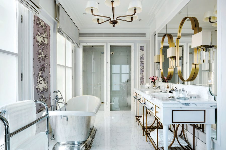 The bathroom at the Langham London Sterling Suite. Credit: Michael Weber