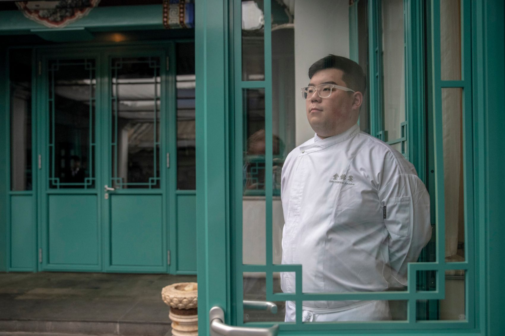 Chef Zhang Zhicheng of Yan Jing Tang restaurant, Beijing. Credit: Gilles Sabrie