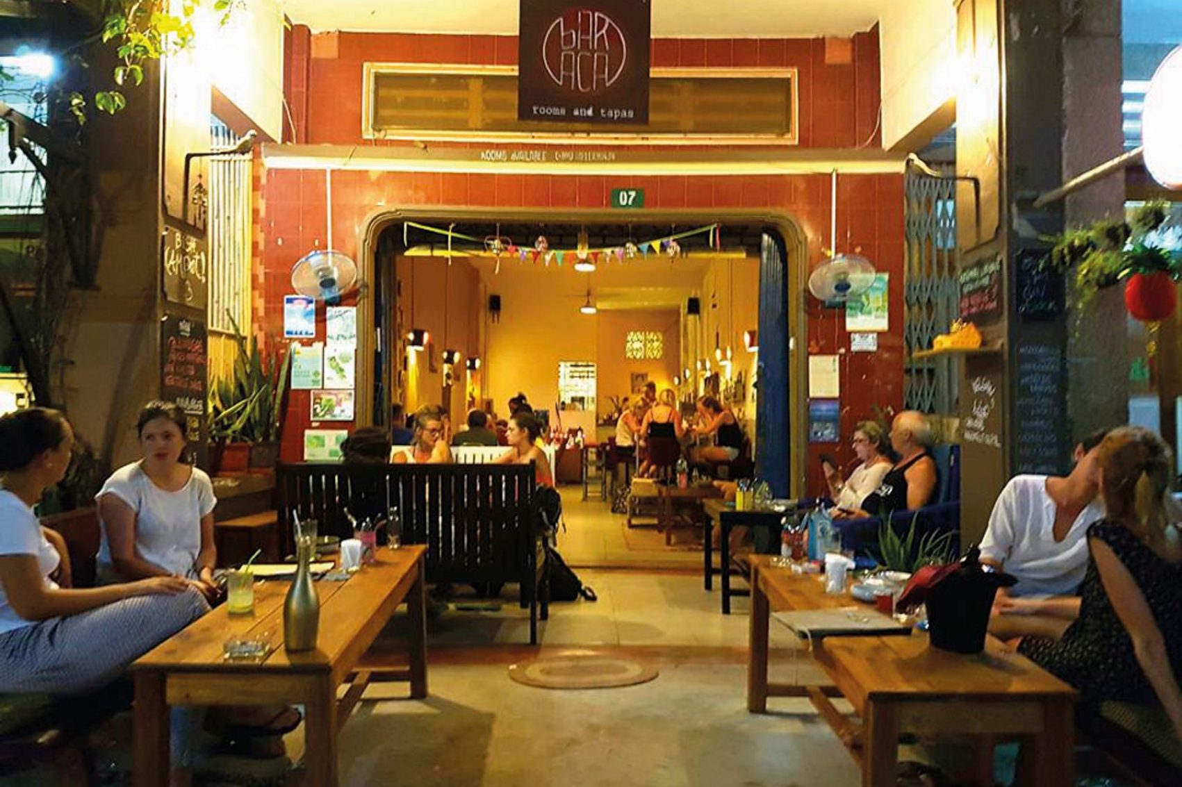 Full, casual restaurant in Cambodia