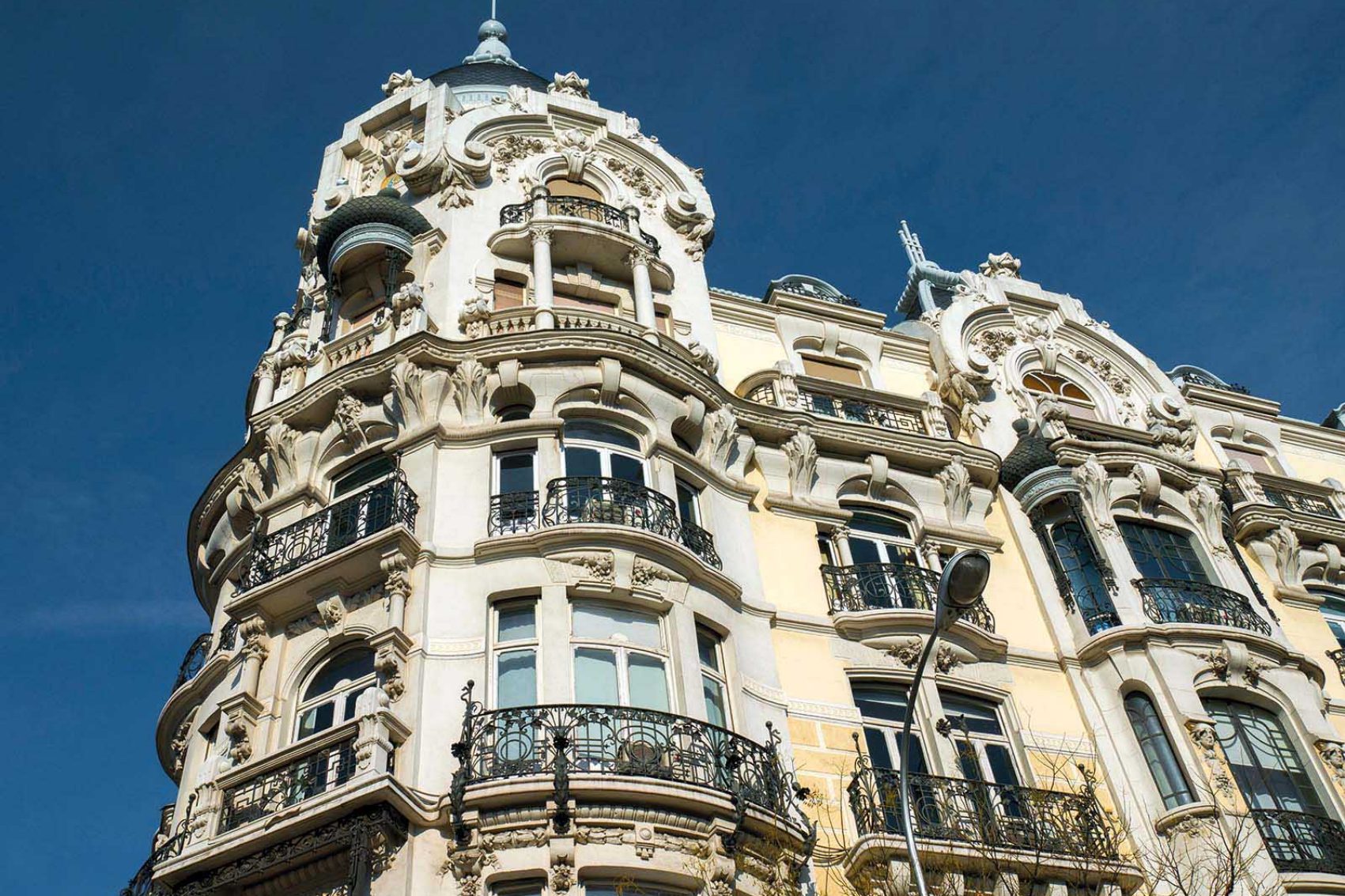 A building on a street in Madrid.