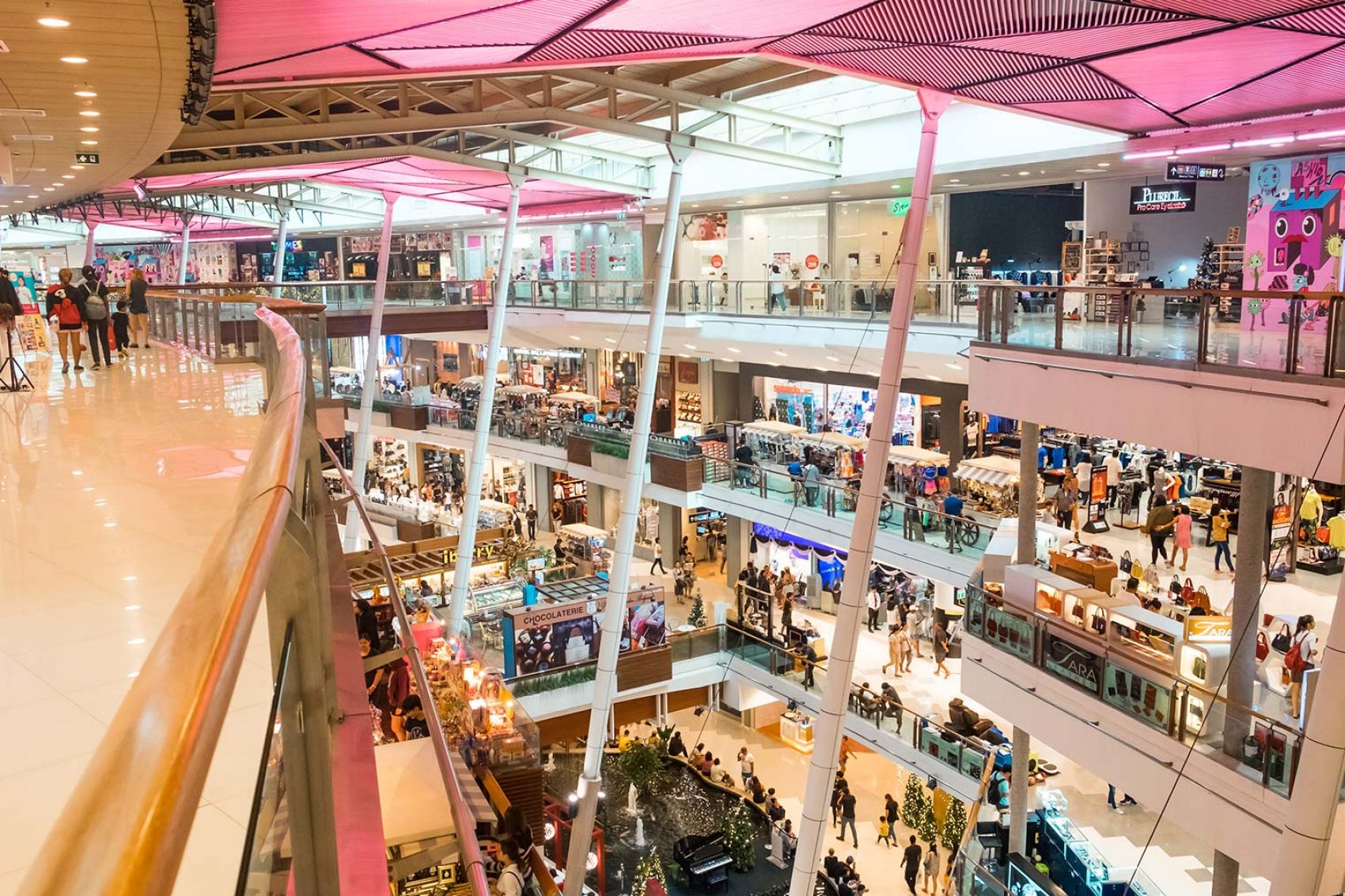 Central Phuket shopping mall. Credit: Shutterstock