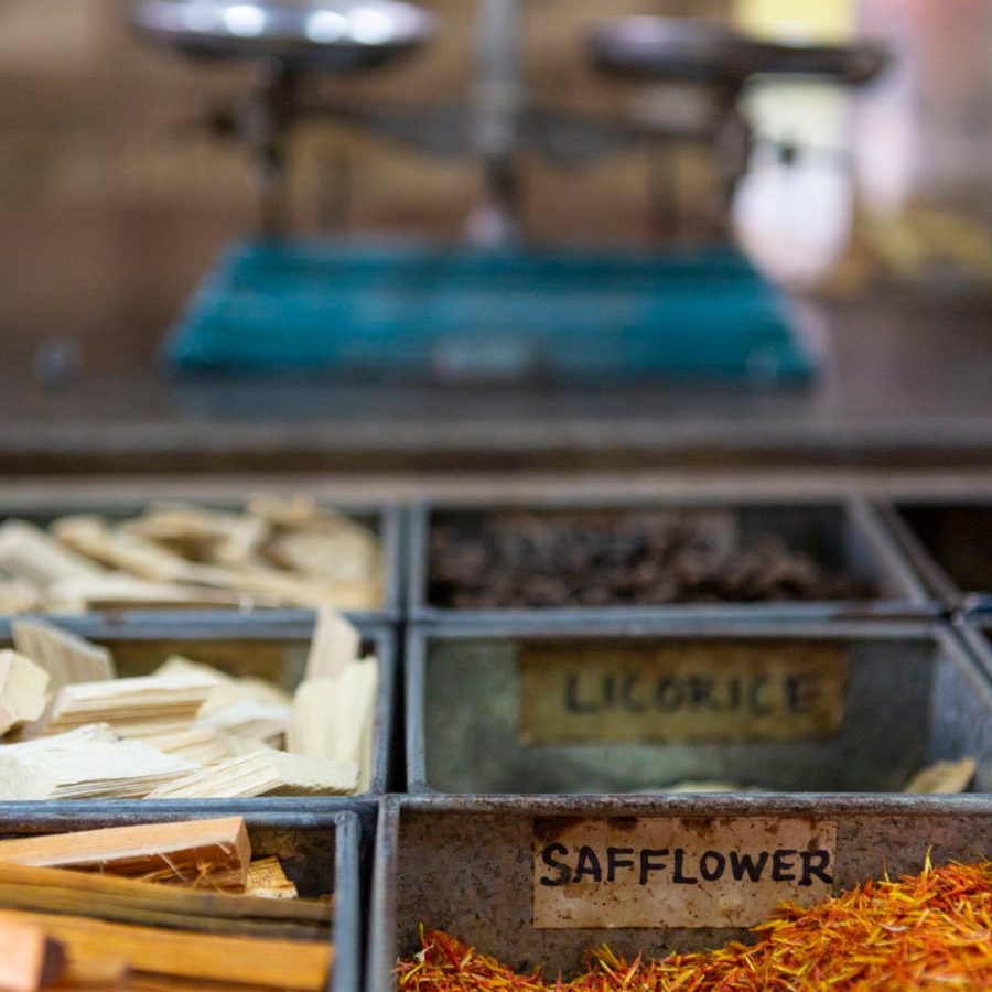 Traditional Chinese herbal medicines and spices