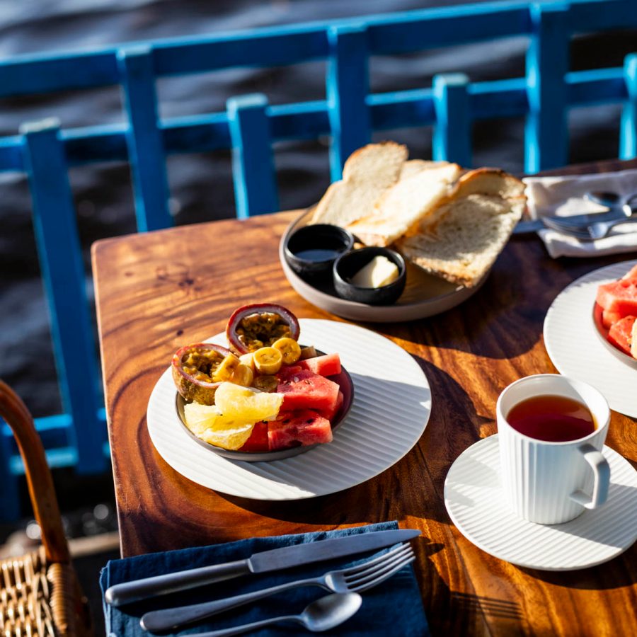Breakfast in floating house