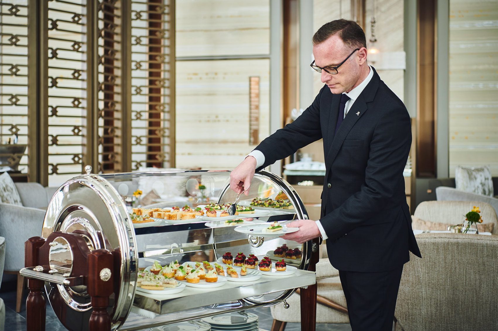 The drawing room at the St. Regis