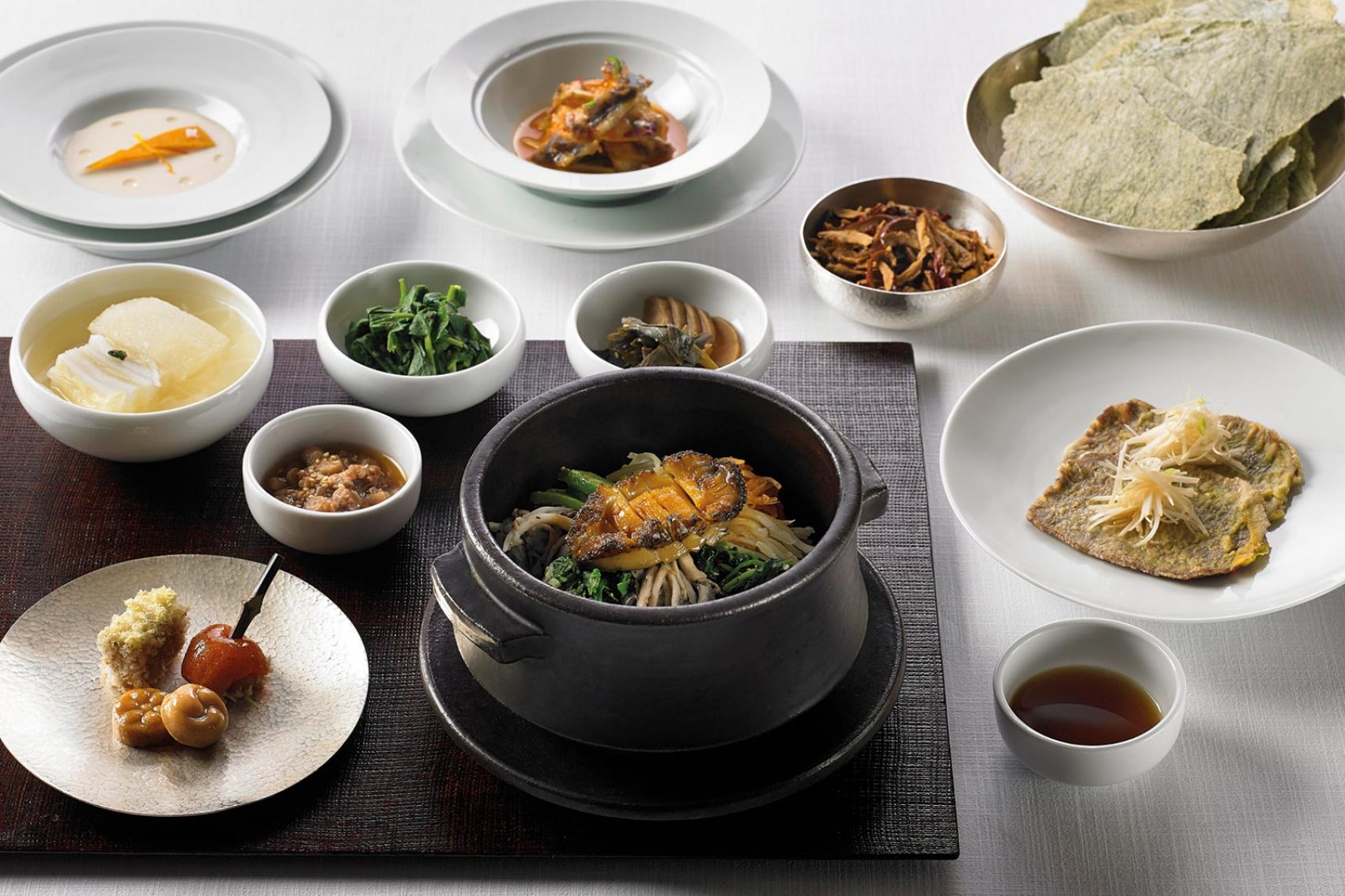 Set course at La Yeon Restaurant in the Shilla Seoul Hotel. Credit: The Shilla Hotel