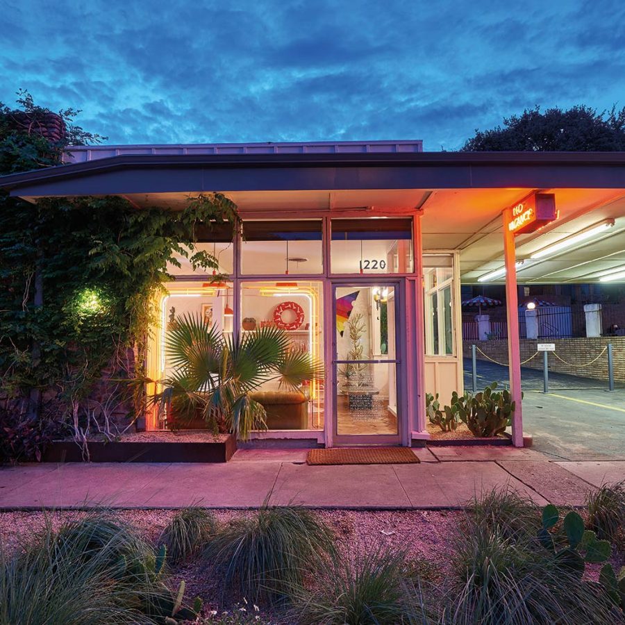 Austin motel exterior