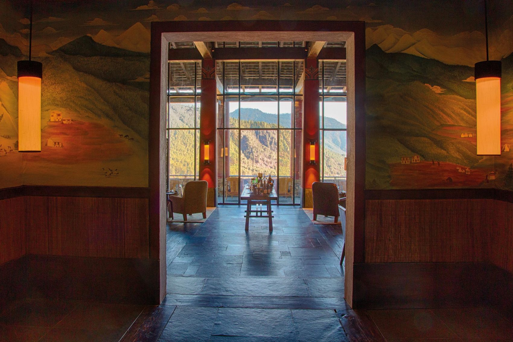 Restaurant in a hotel overlooking mountains