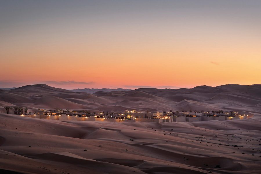 qasr-al-sarab-by-anantara-twilight-view-rebalance-qi