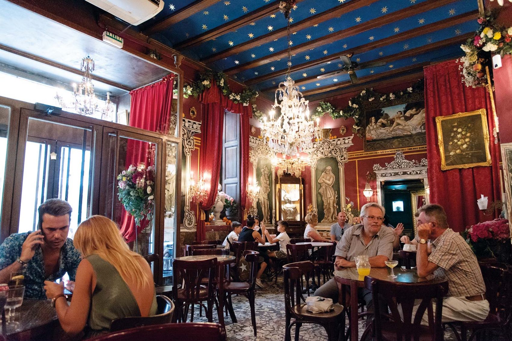 Cafe de las Horas