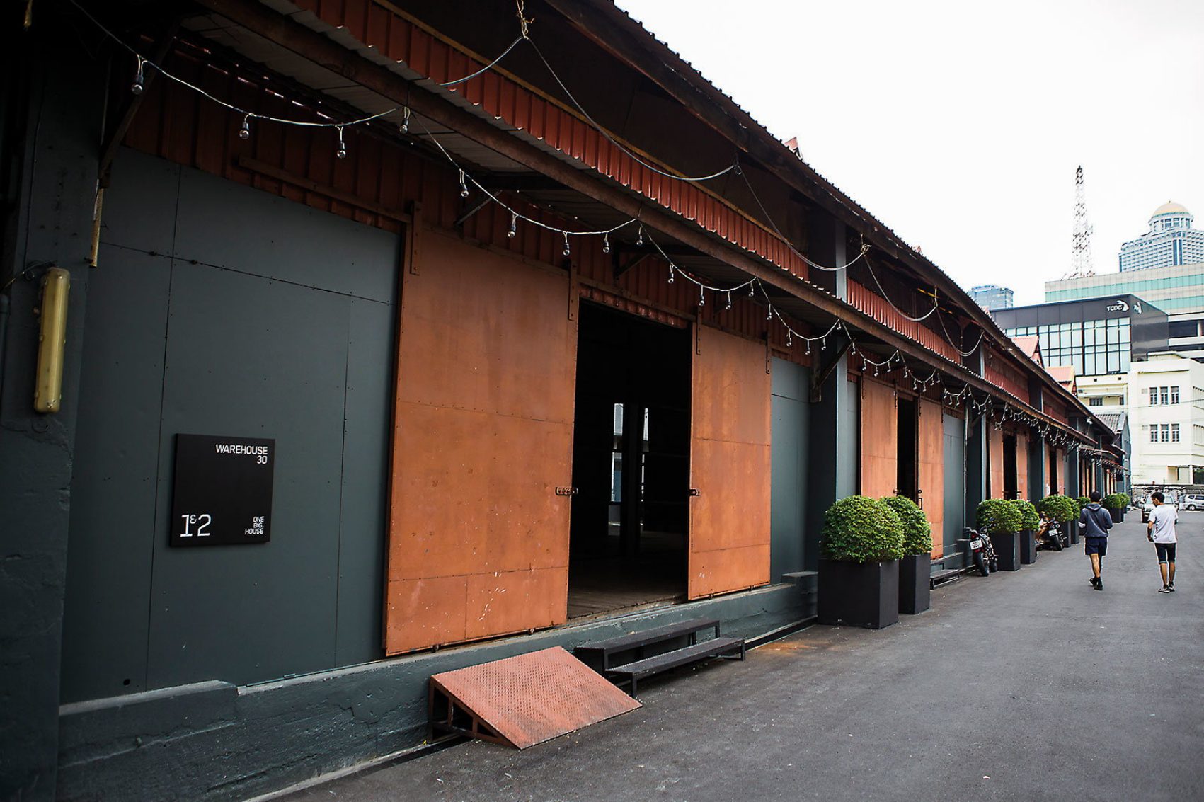 Warehouse 30