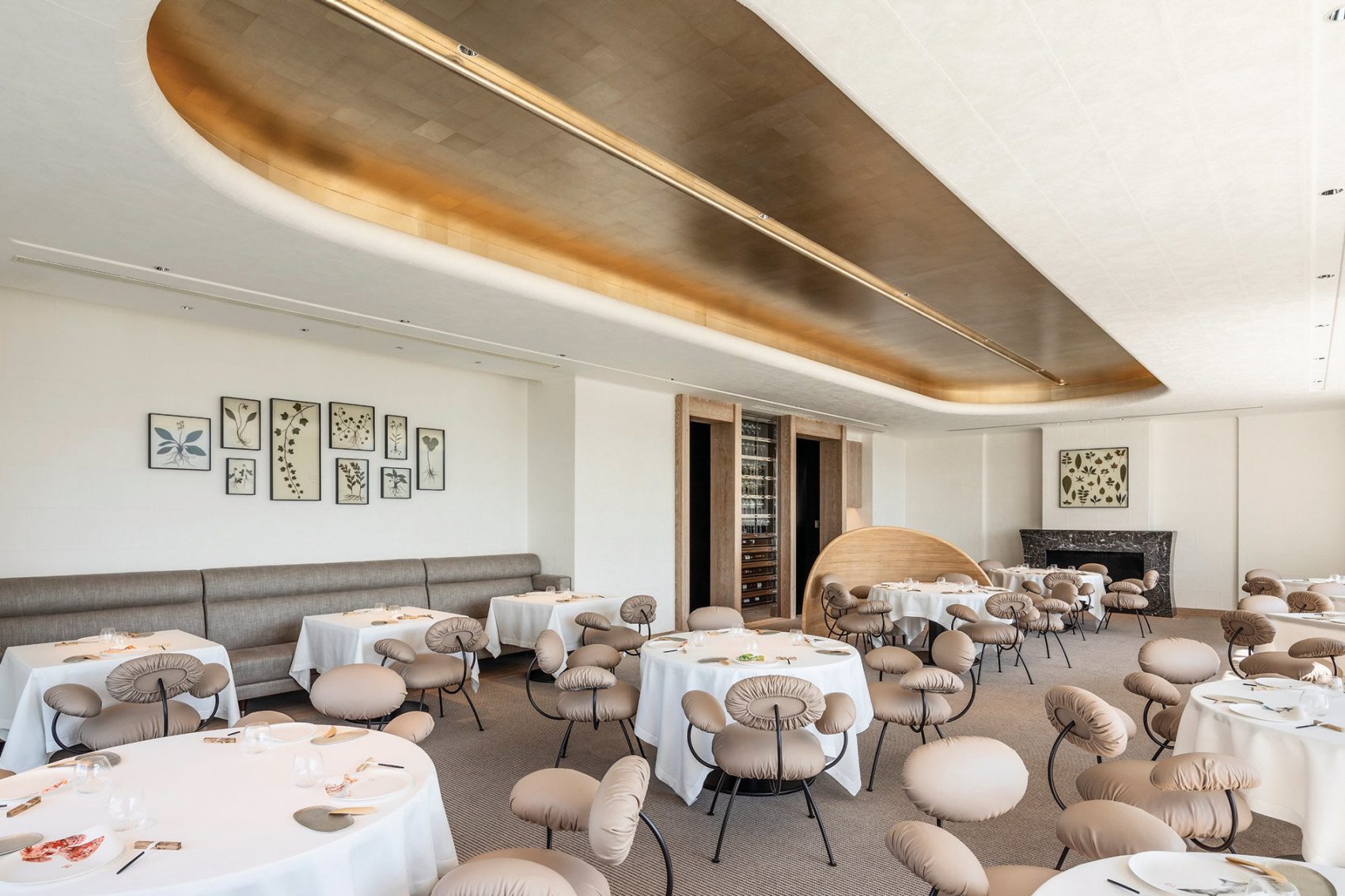 Esterre, Palace Hotel Tokyo