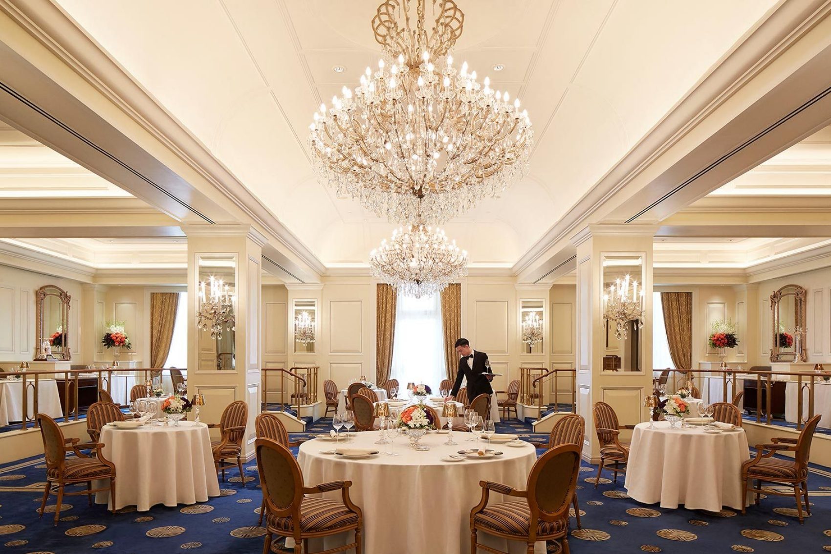 The interior of Gaddi's at the Peninsula Hong Kong