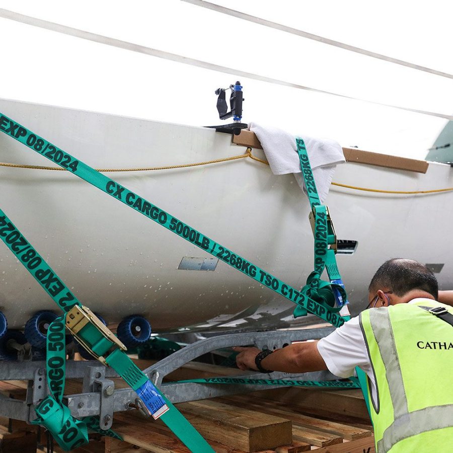 Cathay Pacific Cargo team securing rowing boat