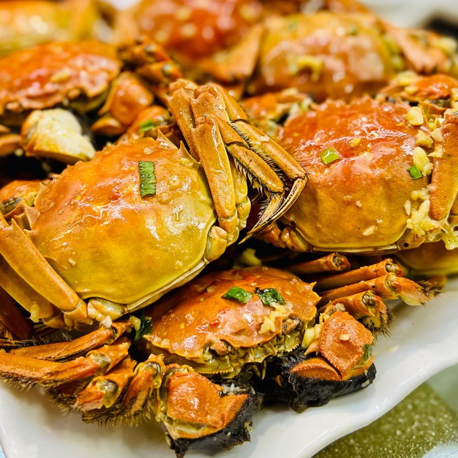 A plate of hairy crabs