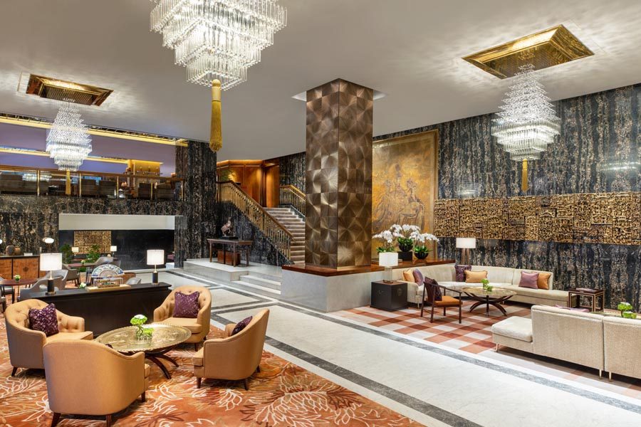 Mandarin Oriental Hong Kong Lounge