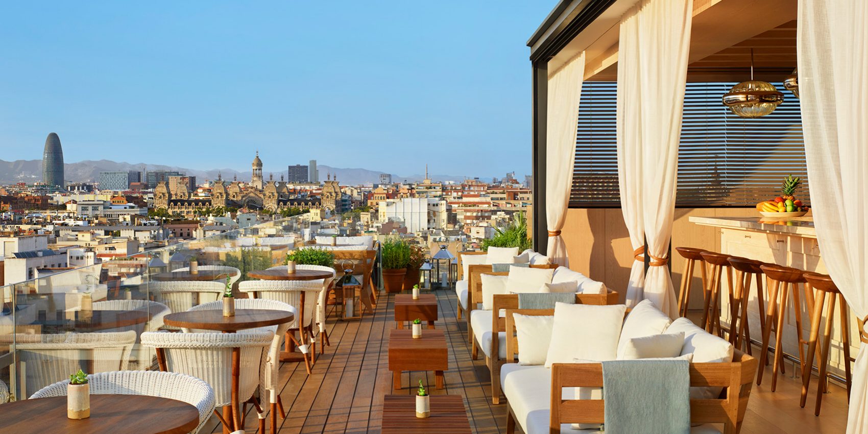 Convert between Asia Miles and Bonvoy points to unlock these top