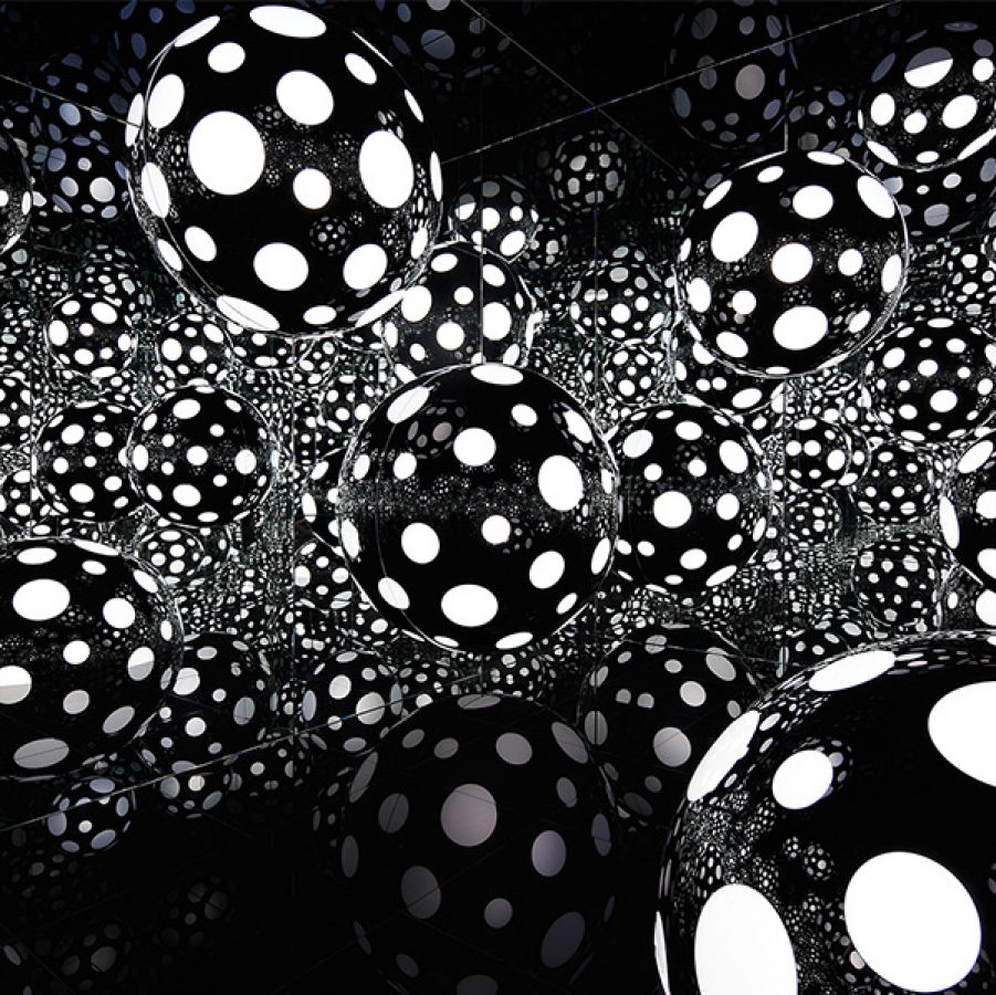 Dots Obsession at Yayoi Kusama: 1945 to Now. Credit: Louise Buxton