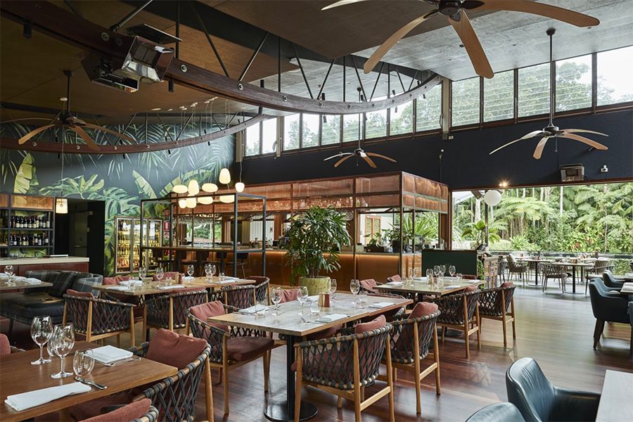 Surf Getaways in Byron Bay dining area, Australia 