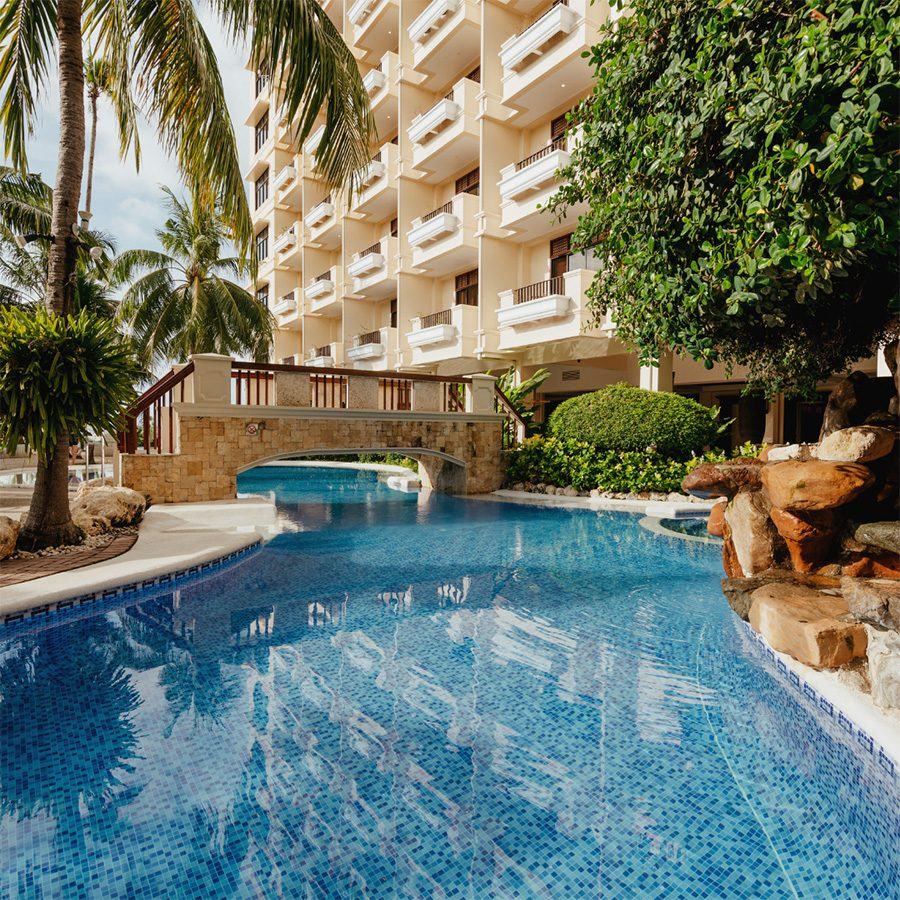 Costabella Tropical Beach Hotel