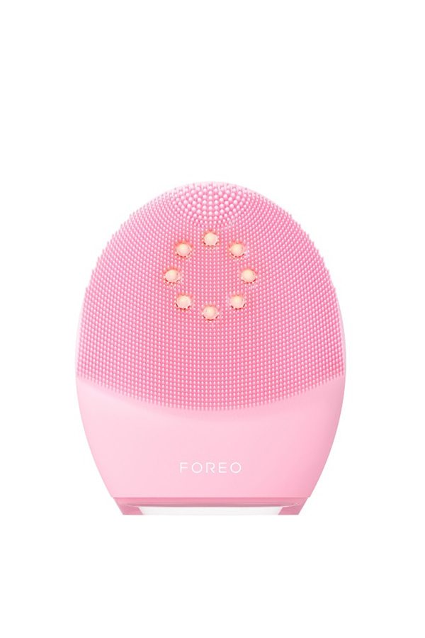 Cleanse with Foreo