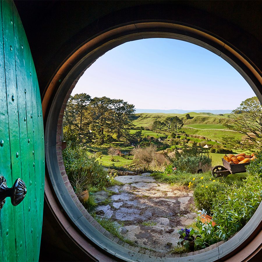 Hobbiton Movie Set