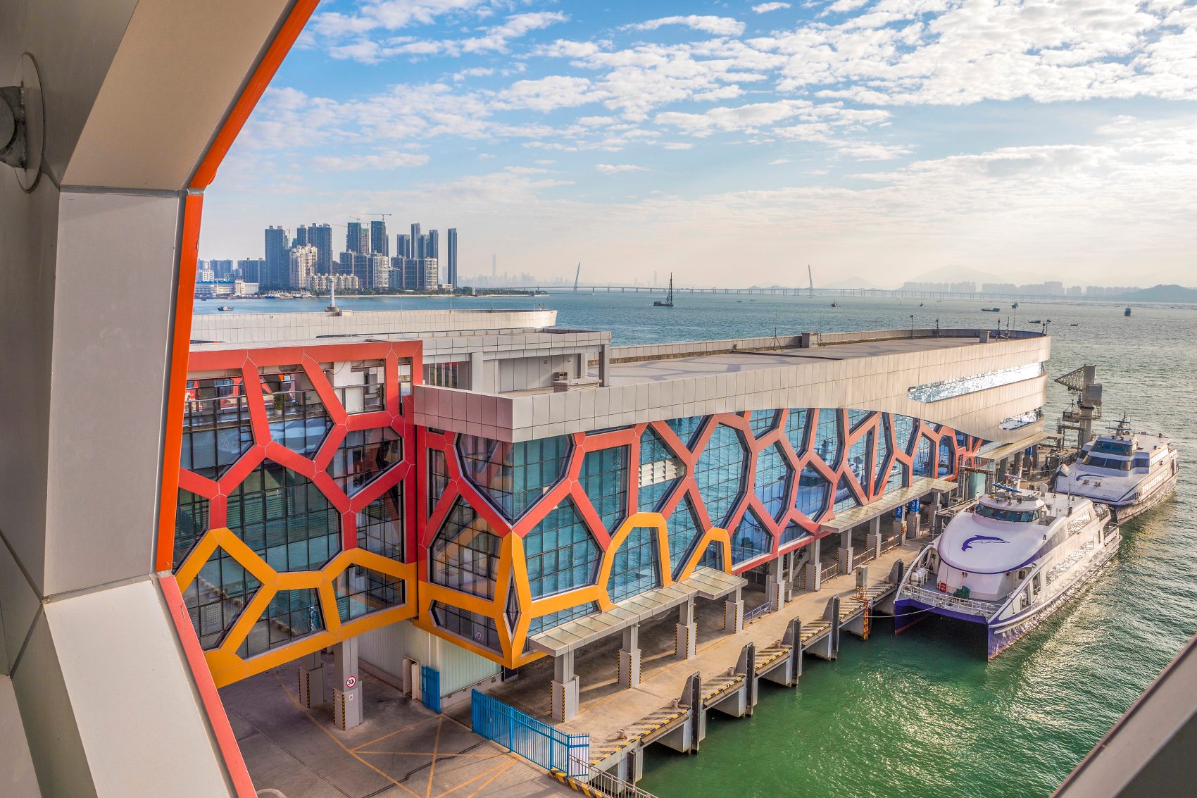 How to get to Shekou from Hong Kong International Airport 