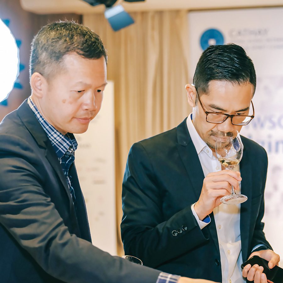 Cathay Hong Kong International Wine Competition judges