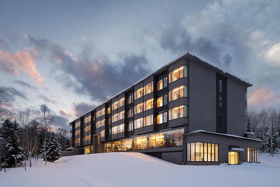 Higashiyama Niseko Village, A Ritz-Carlton Reserve 