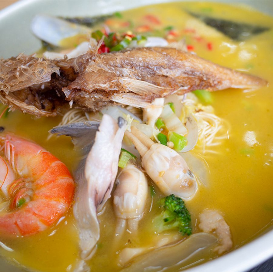 Seafood noodles at Mu Mu Xian