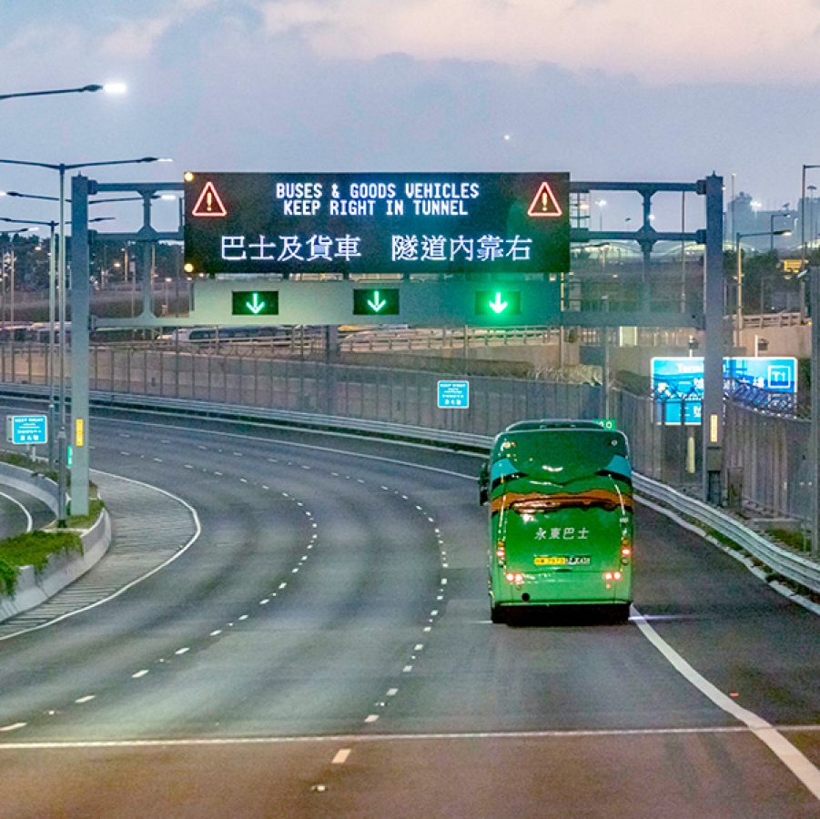 How to get from Hong Kong to Macao by bus