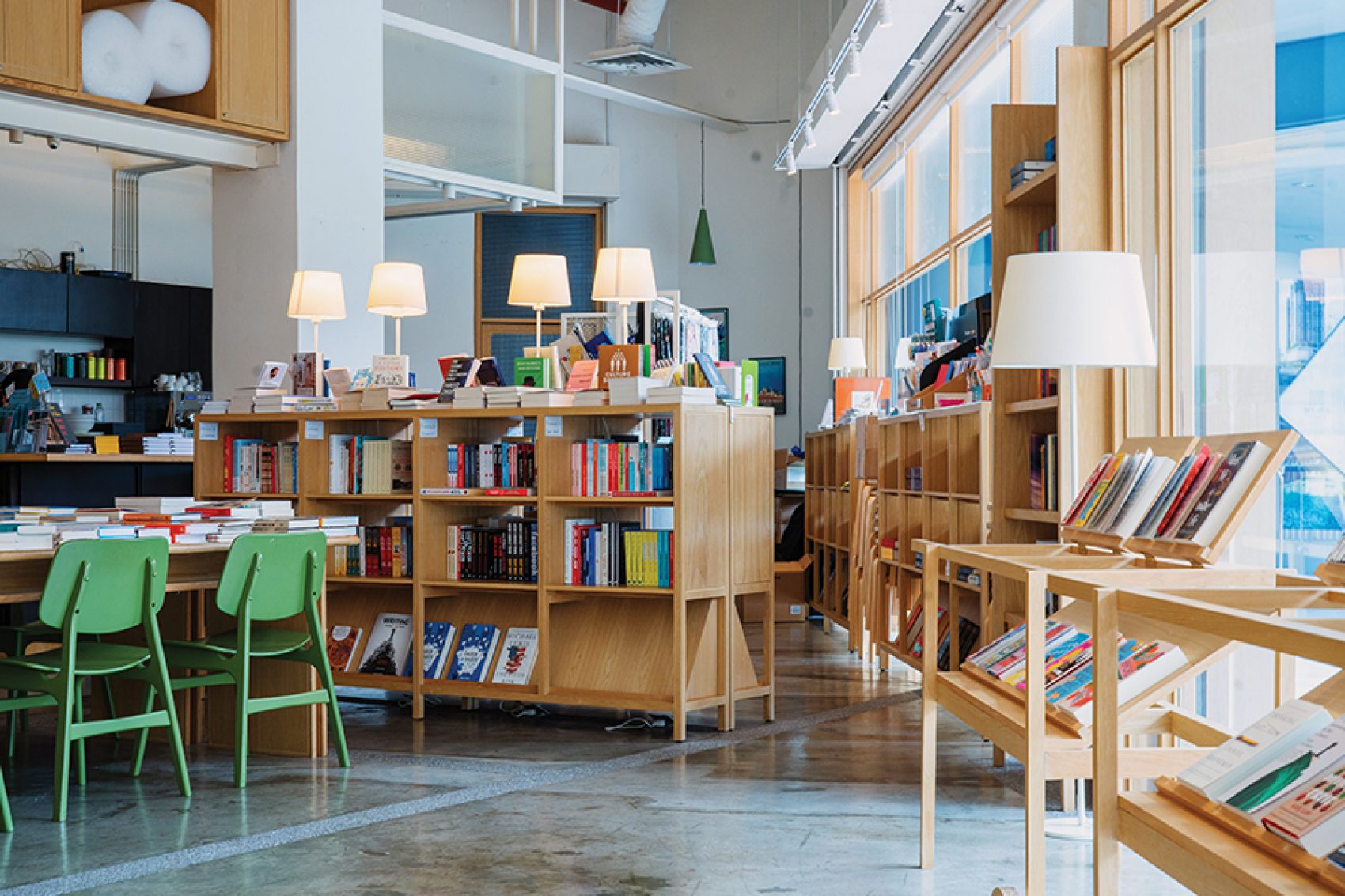 Lit Books