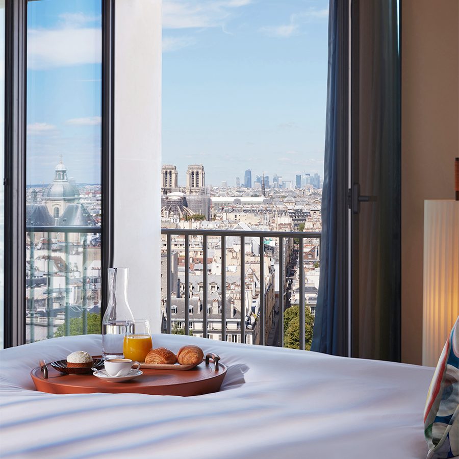 So Paris