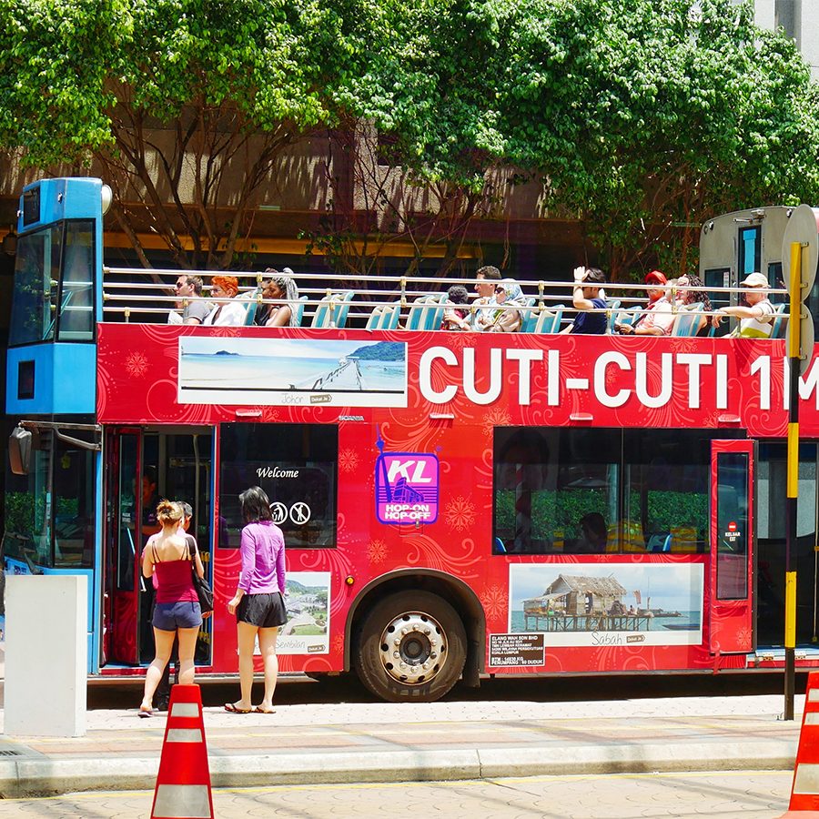 sightseeing bus