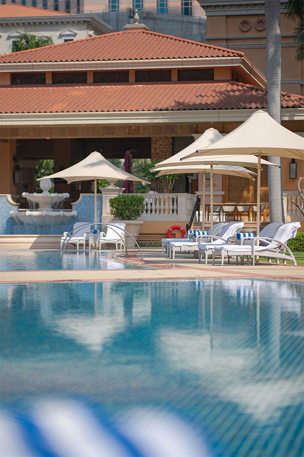 Four Seasons Macao Cotai Strip swimming pool