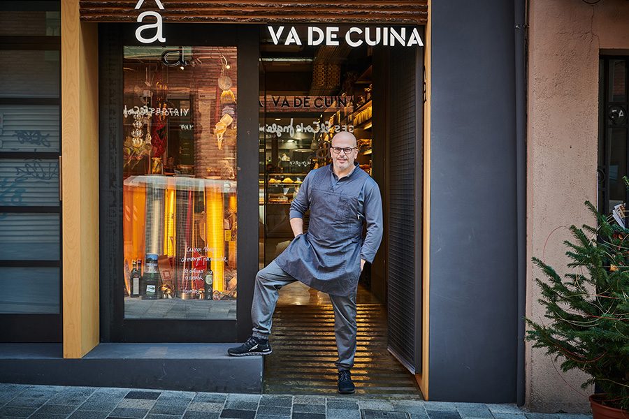 Chef Jordi Vilà in front of Va de Cuina in Barcelona