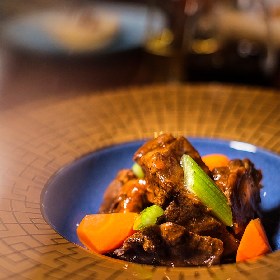 Braised beef ribs with port wine