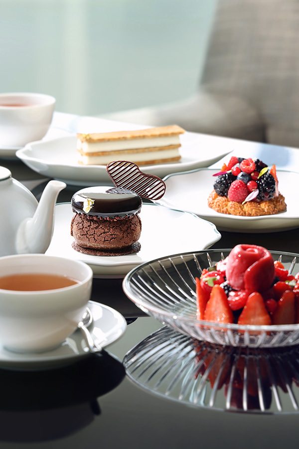 Mini desserts at The Lobby Lounge, Regent Hong Kong; courtesy image