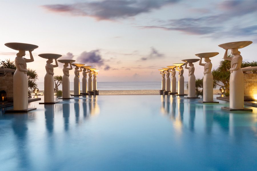The Mulia swimming pool, Bali